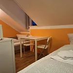 Low Budget Aubing Apartmenthostel Aub 162