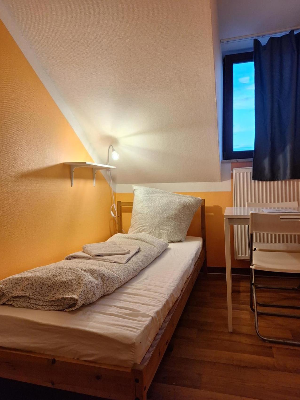 Low Budget Aubing Apartmenthostel Aub 162 Hostel München