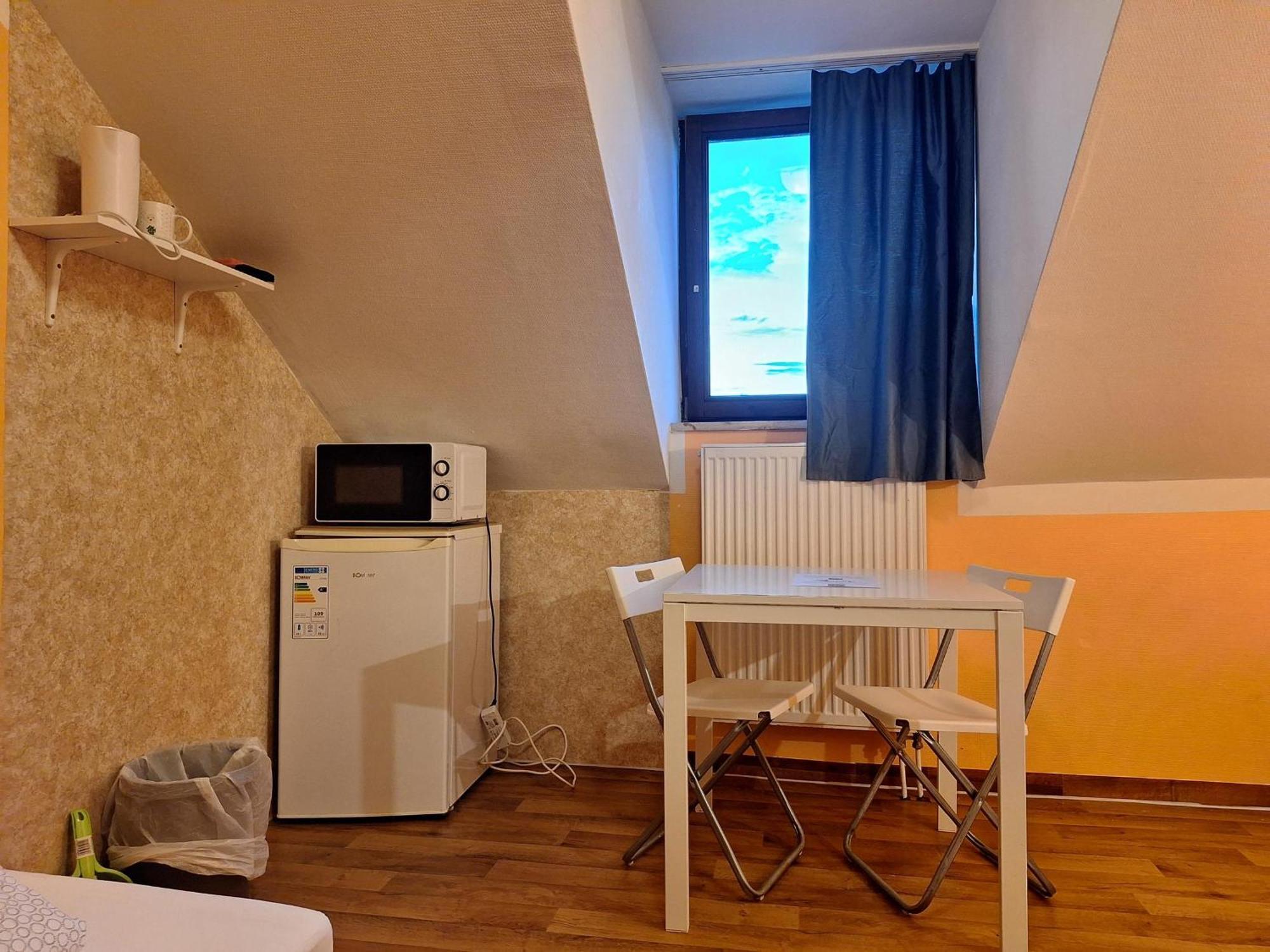 Low Budget Aubing Apartmenthostel Aub 162 *