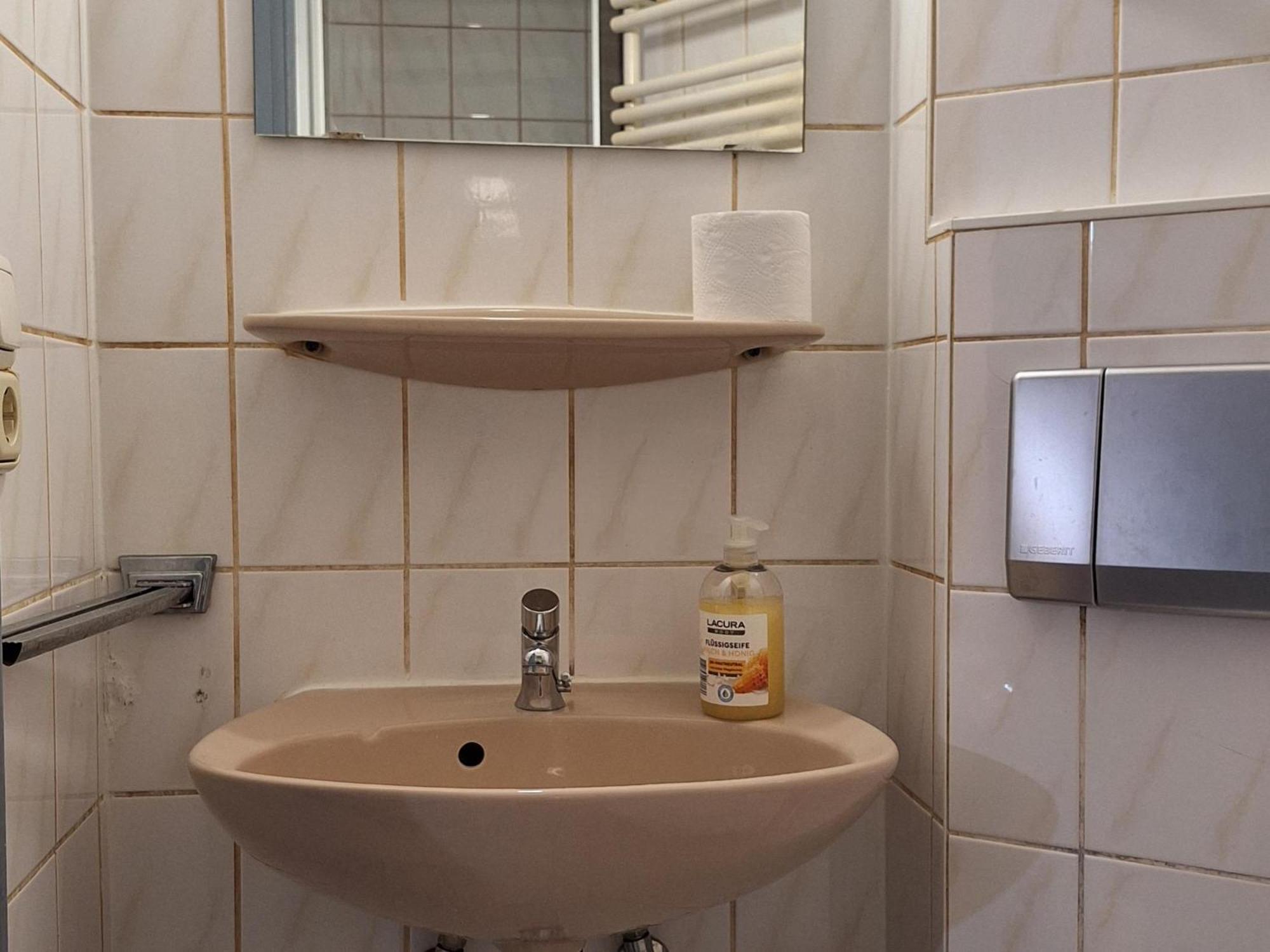 Low Budget Aubing Apartmenthostel Aub 162 Hostel *